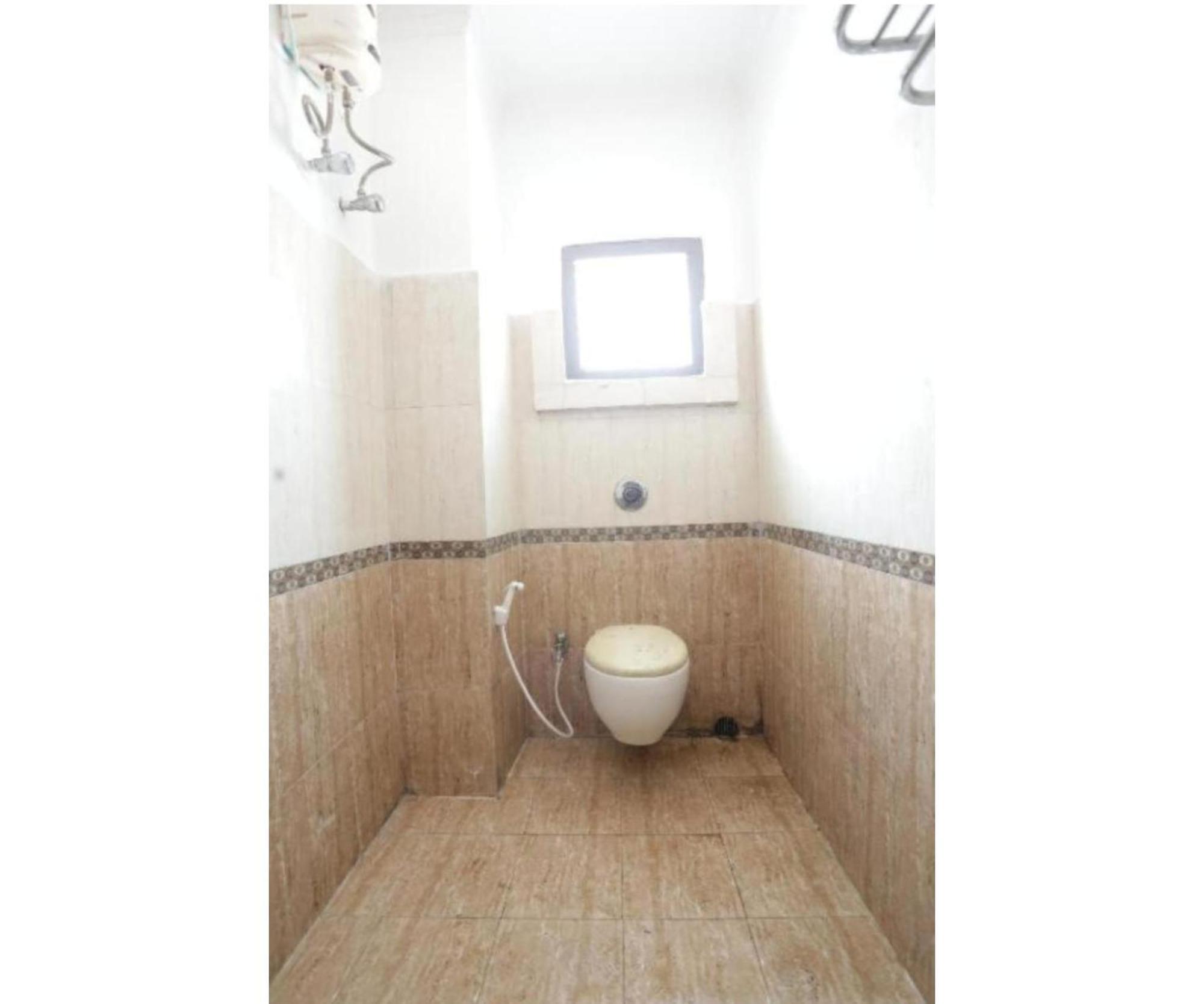 Day S Inn Luxury Stay Near Care Hospital In Budget Friendly Price Best Seller 布巴内什瓦尔 外观 照片